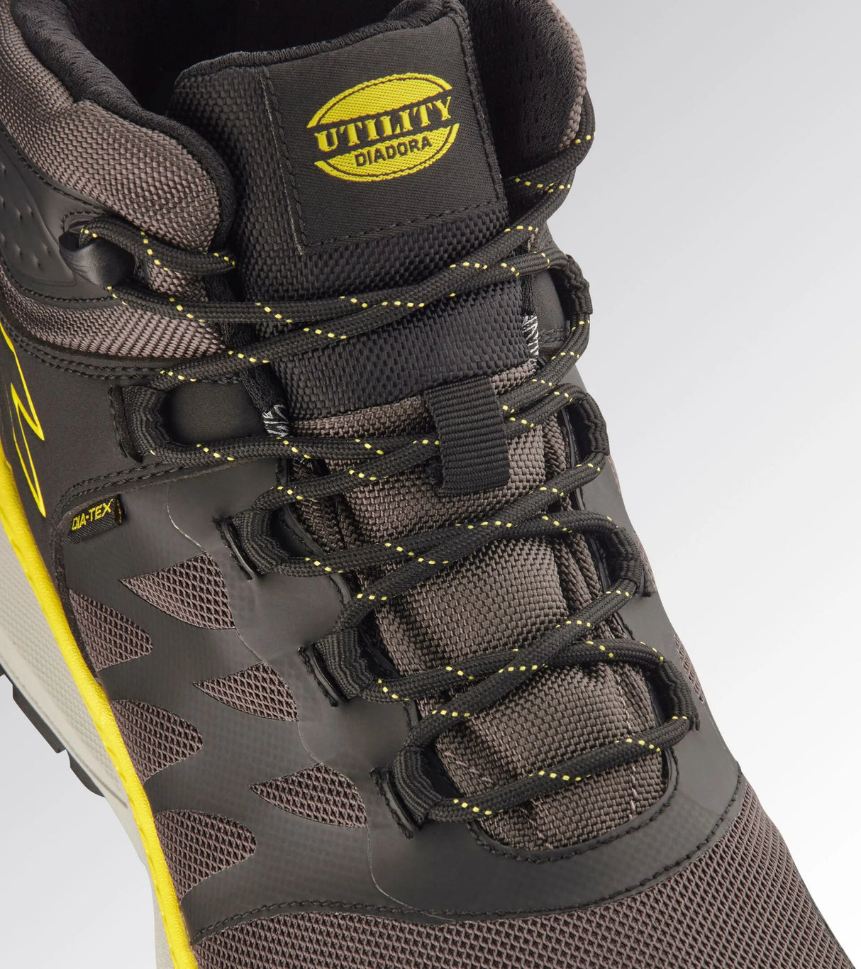 SCARPA DIADORA FREEDOM MID O6 SR