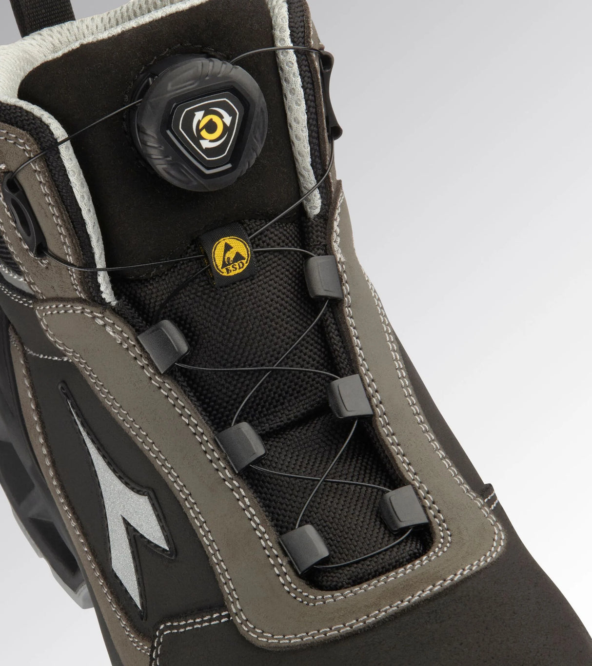 SCARPA DIADORA SHARK ALTA S3S FO SR SC ESD NERO/OMBRA