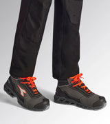 SCARPA DIADORA SHARK ALTA S3 SRC ESD NERO/ROSSO FLUO