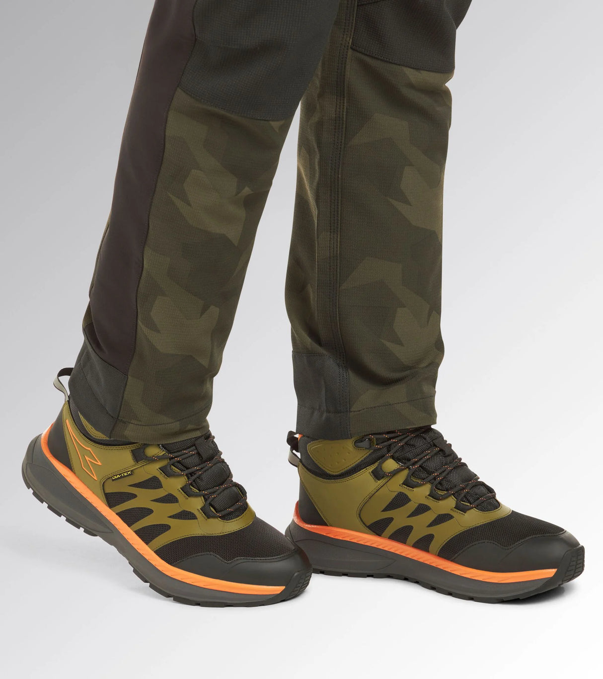 SCARPA DIADORA FREEDOM MID O6 SR